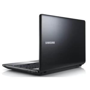Samsung NP350E7C 17,3" Core i5-3210M GHz - HDD 750 Go - RAM 6 Go