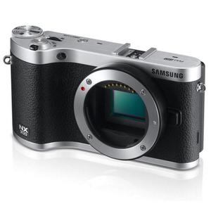 Hybride - NX300 Boitier nu - Noir