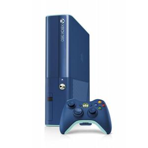 Konsoli Microsoft Xbox 360 500 GB Special Edition Blue + peliohjain - Sininen