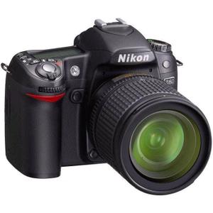 Reflex Nikon D80 + Lens 18-135mm f/3.5-5.6G