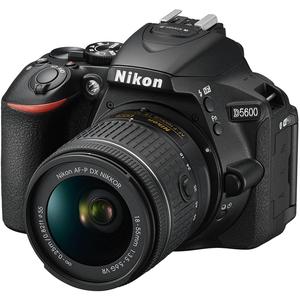 Reflex Nikon D5600 + AF-P 18-55 VR