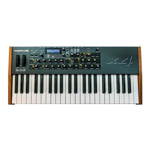 Clavier synthétiseur analogique Dave Smith Mopho X4