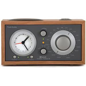 Radio Tivoli Model Three BT