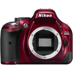 Reflex Nikon D5200 - Rouge + Objectif Nikon 18-55 Mm F/3.5-5.6 Dx Vr - Noir