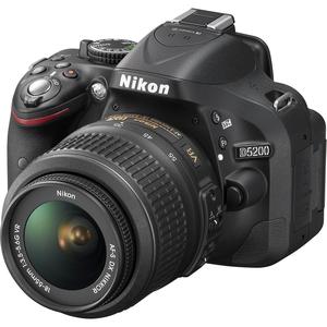 Spiegelreflexcamera Nikon D5200 - Zwart + Lens Nikon AF-S DX Nikkor 18-105mm F3.5-5.6G ED VR
